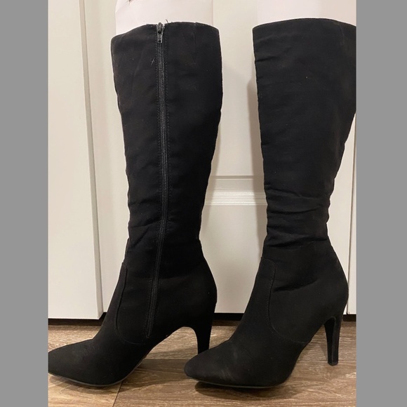 Stunning Knee-High Heeled Boots – Lightly Used & Ready to Impress! - Picture 5 of 5